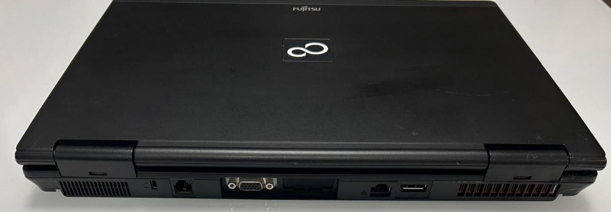 Fujitsu Celsius H710